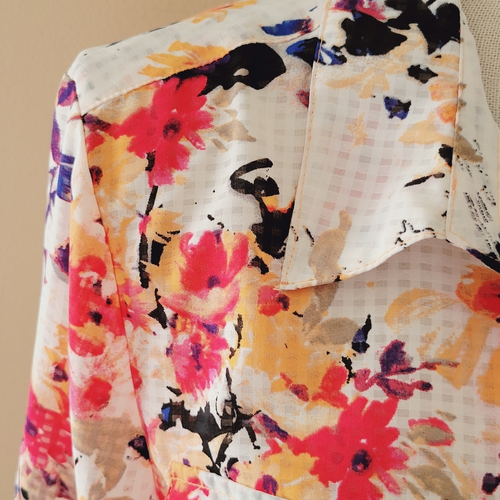 Notations Floral Utility Button Down Size Large - image 2